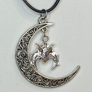 Bat Moon Crescent Pendant‎ Necklace Goth Witchy Halloween Silvertone 18in New